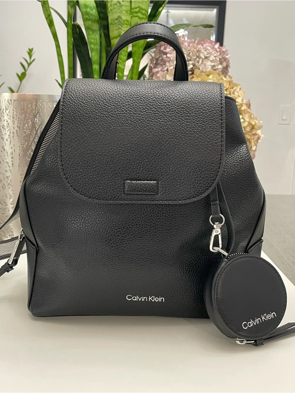 tumi backpack ioffer Alpha Bravo Nomadic Khaki Stick Anchors Color:Bruised Pumpkin Elqui 18L Daypack - Take your office on